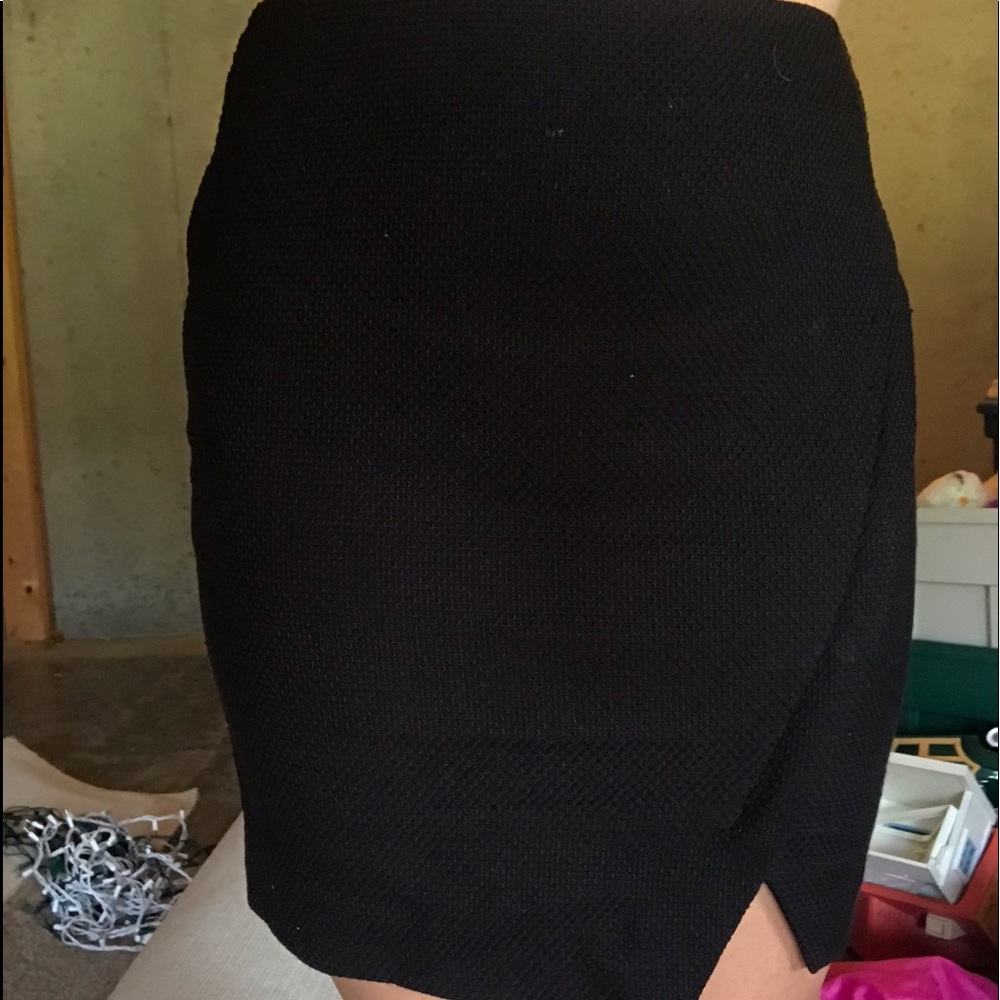 Black pencil skirt
